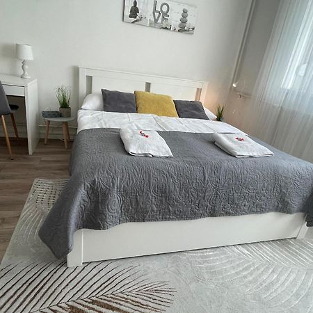 Magnolia Apartman Gyor Ngoại thất bức ảnh